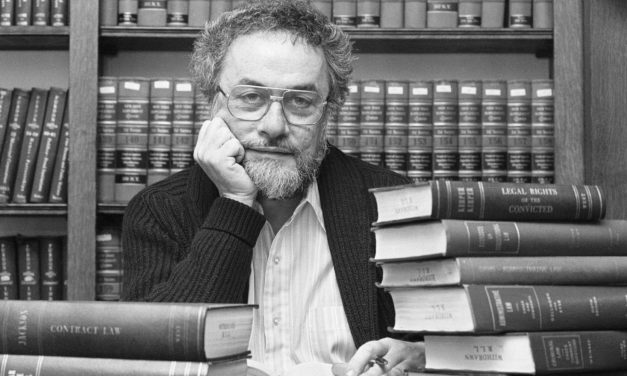 Elhunyt a Jó reggelt, Vietnam! című film főszereplőjének alakját megihlető amerikai pilóta