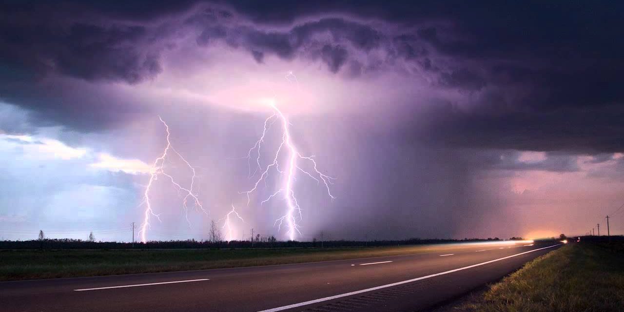 Villámcsapás ölt meg 16 szelfizőt Indiában