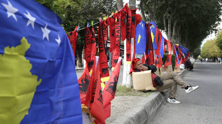 <span class="entry-title-primary">Újévkor megszűnik az utasforgalom ellenőrzése Koszovó és Albánia között</span> <span class="entry-subtitle">A koszovói parlament megszavazta a vámok eltörlését Albániával</span>