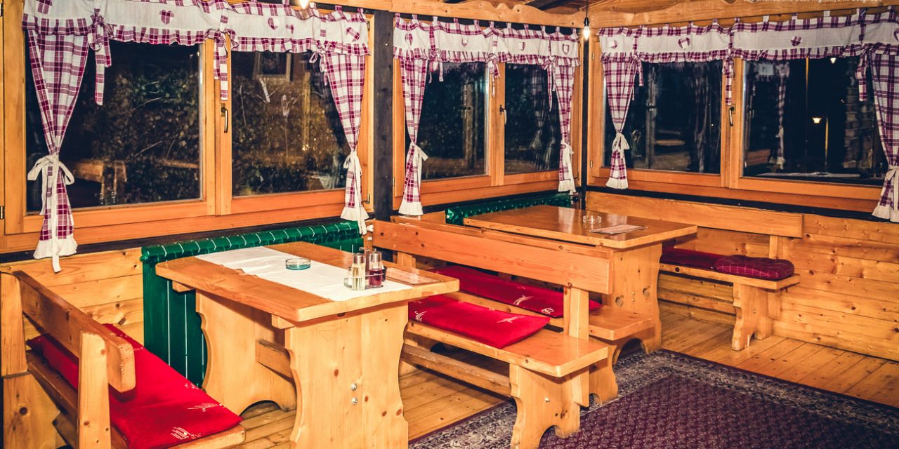 Porig égett egy étterem Belgrádban