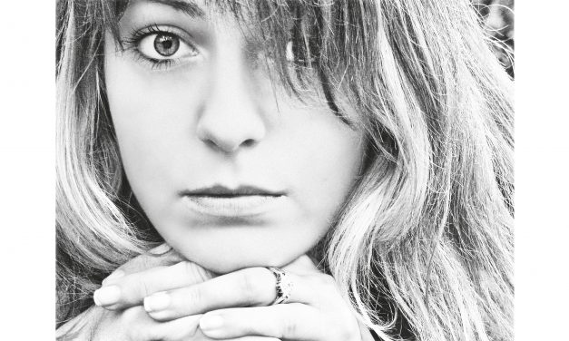 <span class="entry-title-primary">Arany és kék szavakkal</span> <span class="entry-subtitle">Dsida Jenő verse</span>