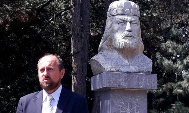 Politikai fordulatra van szükség