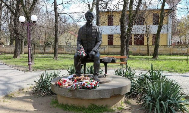 Csaknem ezer leszármazottja van Arany Jánosnak Nagyszalontán