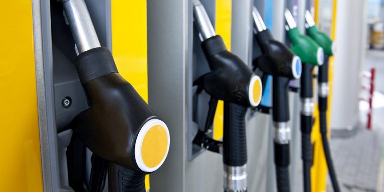 Még mindig nálunk a legdrágább az üzemanyag, itt tankolhat a régióban olcsóbban