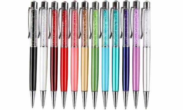 Golyóstollakat evett, a műtőbe szállították