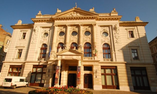 <span class="entry-title-primary">A Népművészet külhoni Mesterei</span> <span class="entry-subtitle">Határon túli díjazottak a 32. Mesterségek Ünnepén</span>