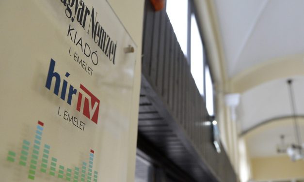 Szinte mindenkit kirúgnak a HírTV-től