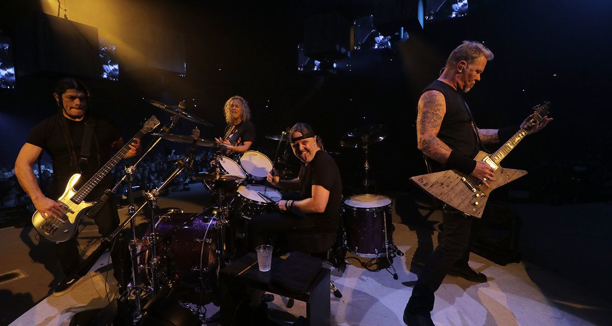 Viszkit árul a Metallica