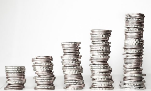 Nőhet a minimálbér, de csak jövő januártól