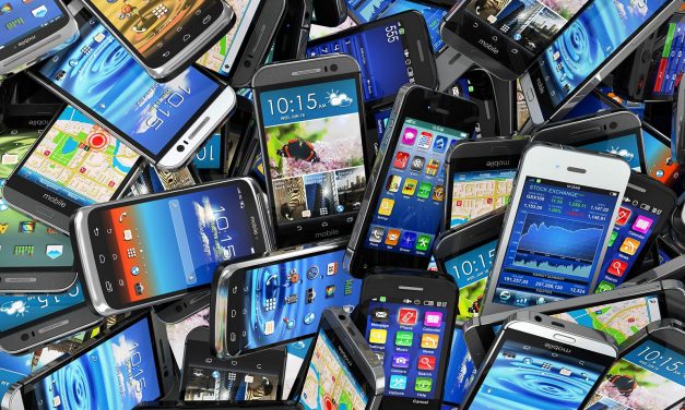 Rendszeresen támasztjuk az arcunkhoz, pedig koszosabb, mint a vécéülőke