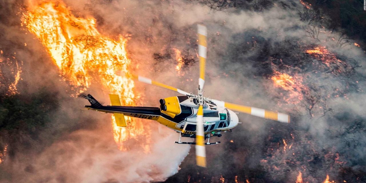 Százezrek menekülnek Kaliforniából