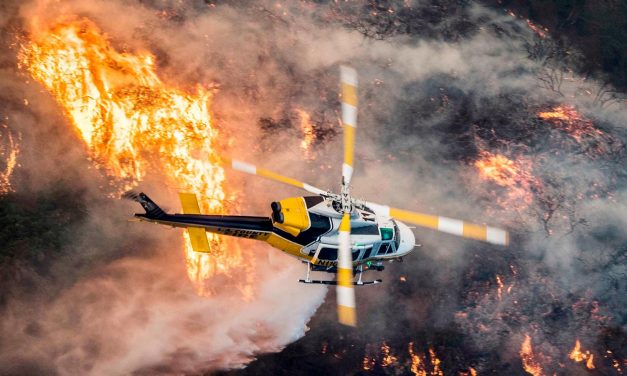Százezrek menekülnek Kaliforniából