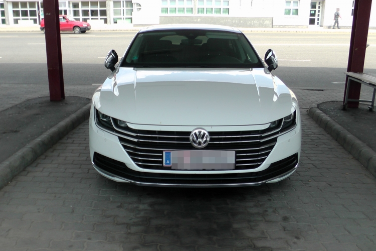 Körözött Volkswagent foglaltak le Tompánál