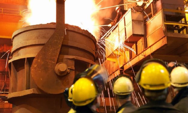 A szerb kormány havi 340 000 eurót fizetett Kamarasnak az Acélművek irányításáért