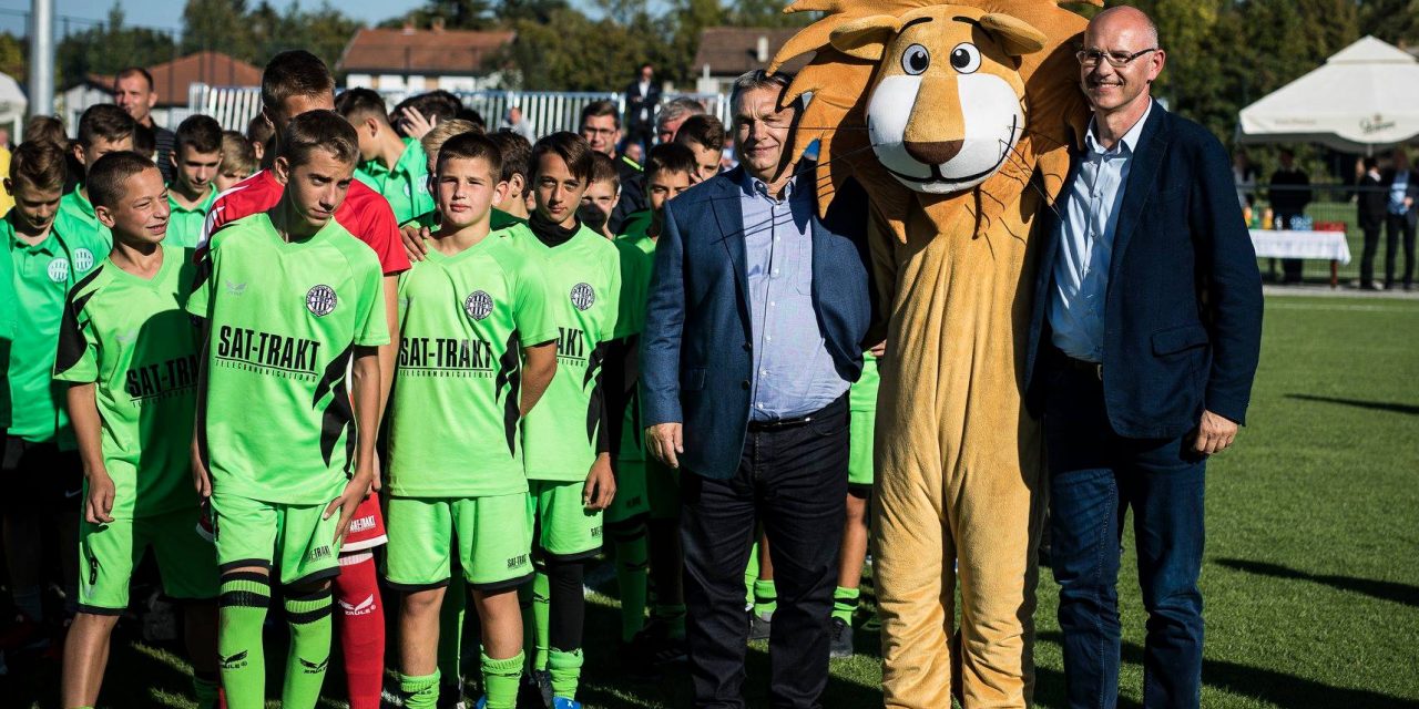 Nemzetközi babérokra tör a 2Rule