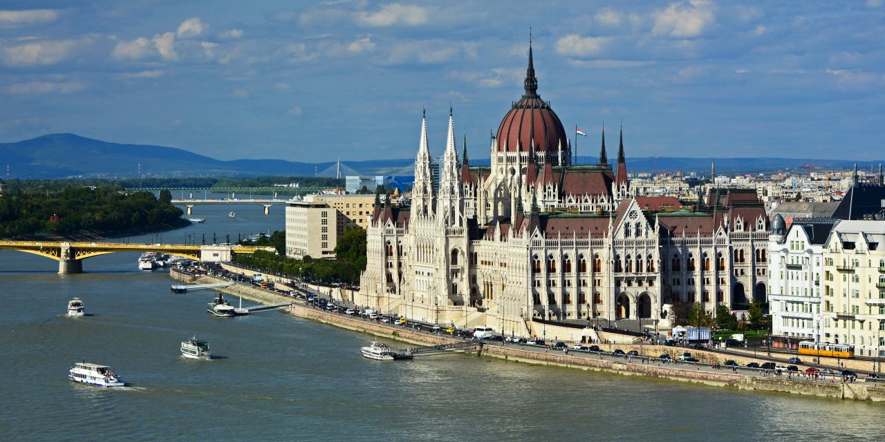 <span class="entry-title-primary">Idegenforgalmi Világnap</span> <span class="entry-subtitle">Budapestre figyelnek a turisztikai szakemberek</span>