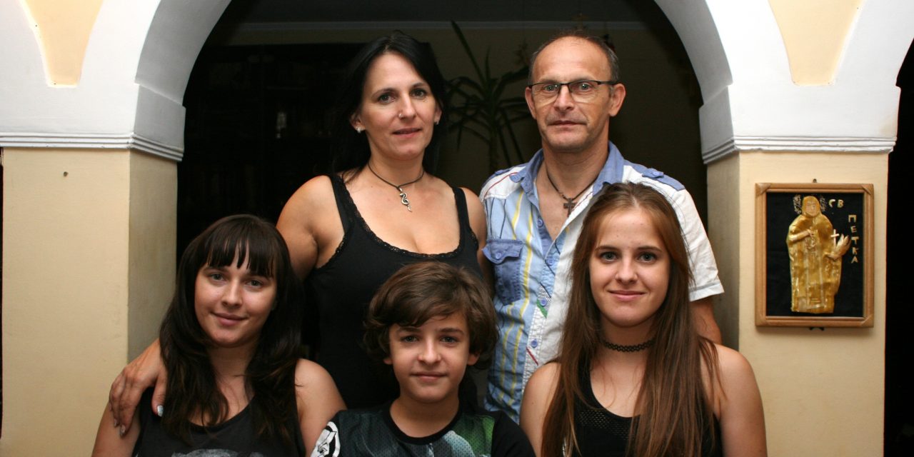 „Ijesztő volt egyedül a nagy házban”