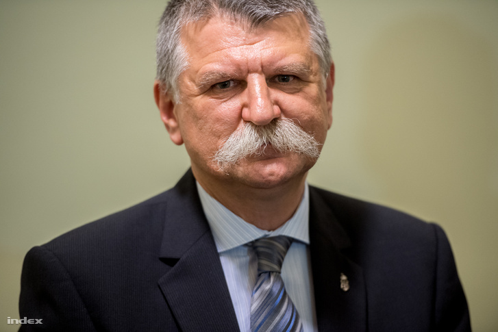 Emberi jogi bíróság: Kövér László megsértette a sajtószabadságot, amikor újságírókat tiltott ki a Parlamentből