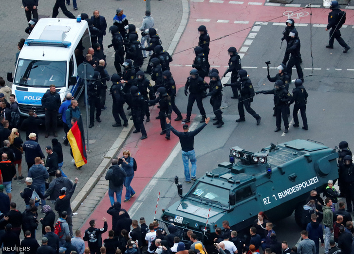 Többen megsérültek a szombat esti chemnitzi tüntetéseken