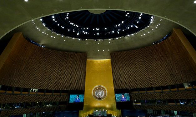 <span class="entry-title-primary">Térdre rogy a világ?</span> <span class="entry-subtitle">USA, Kína, Belarusz, Olaszország – átlapoztuk a világsajtót</span>