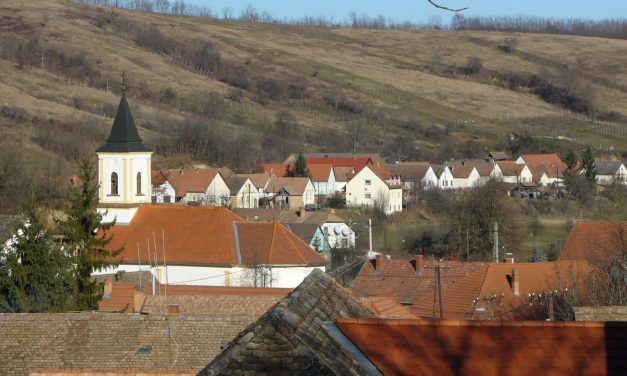 Magyarország: Költözzön Ófalura, hatezer eurót kap érte