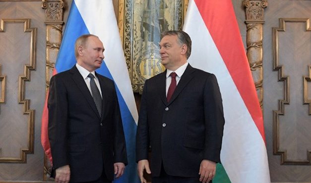 Putyin kedden ismét fogadja Orbánt