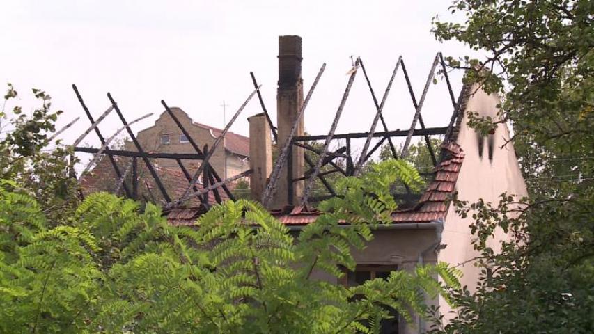 Leégett egy lakóház és egy gabonatároló Pacséron