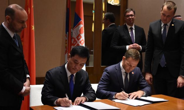 Vučić: Zene füleimnek