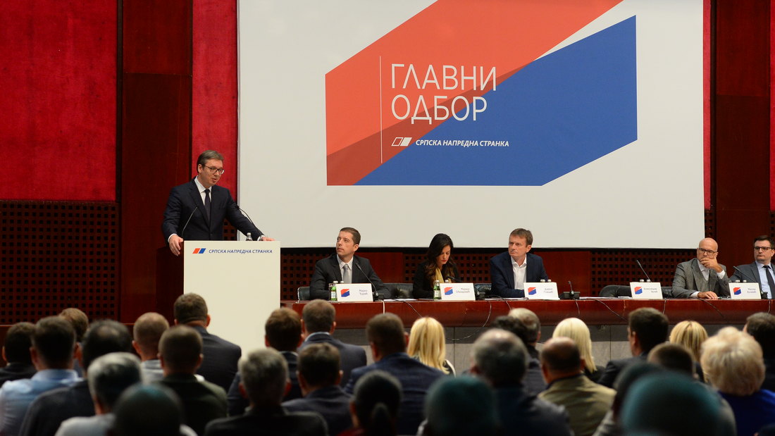 Vučić: A Szerb Haladó Pártnak változnia kell