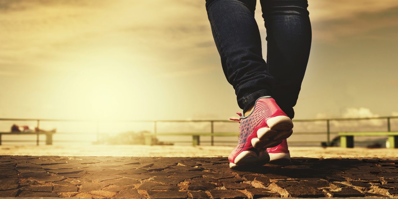 A szerbiai fiatalokat nem érdekli a politika és el akarják hagyni az országot