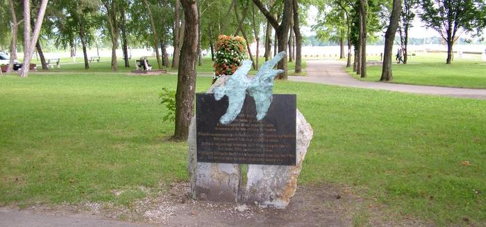 <span class="entry-title-primary">„Vannak pillanatok, amikor csak a haza mellé lehet állni”</span> <span class="entry-subtitle">A Vajdasági Magyar Szövetség 1956-os megemlékezése</span>