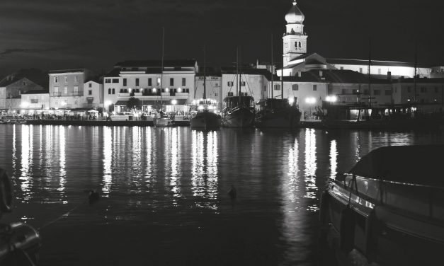 <span class="entry-title-primary">Egy meghatározás</span> <span class="entry-subtitle">Bárdos László verse</span>