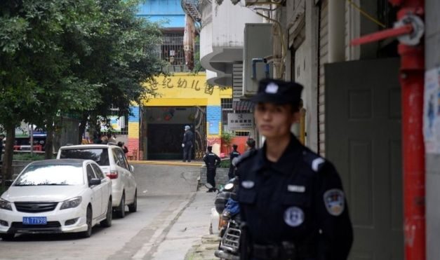 Kína: Legalább 14 gyermeket késelt meg egy nő egy óvodában