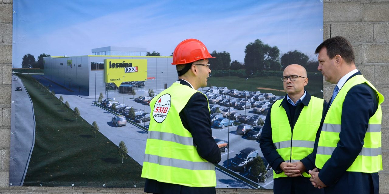 Visszatér a Lesnina Vajdaságba