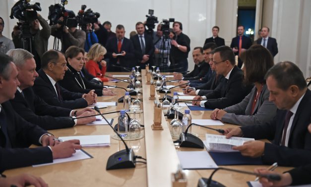 Szijjártó: Visszaesés után sikertörténetek várhatók a magyar-orosz kapcsolatokban