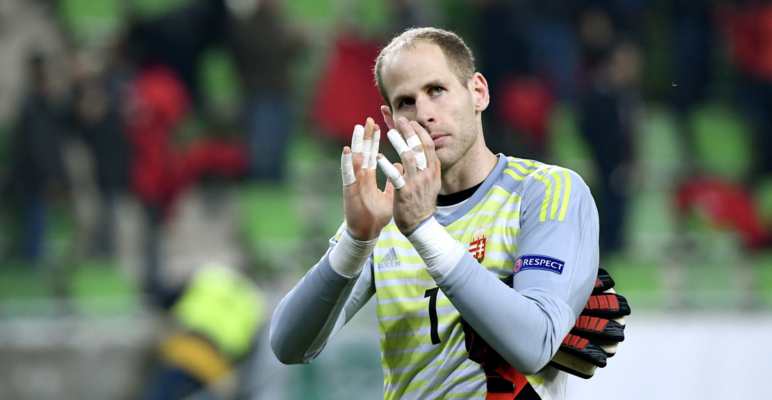 A magyar kapus alapítványoknak adja a prémiumát