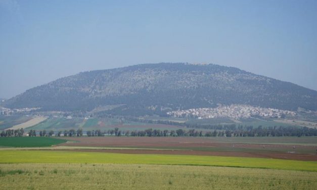 <span class="entry-title-primary">Emlékek a gyermekkorból</span> <span class="entry-subtitle">Dudás Laura verse</span>