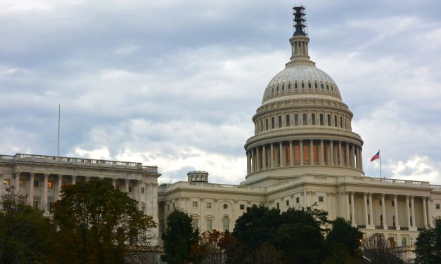 <span class="entry-title-primary">Trump valódi ellenzéket kap</span> <span class="entry-subtitle">Demokrata többség lesz januártól az amerikai Képviselőházban – A Szenátus republikánus kézen marad – Jelentésünk folyamatosan frissül</span>