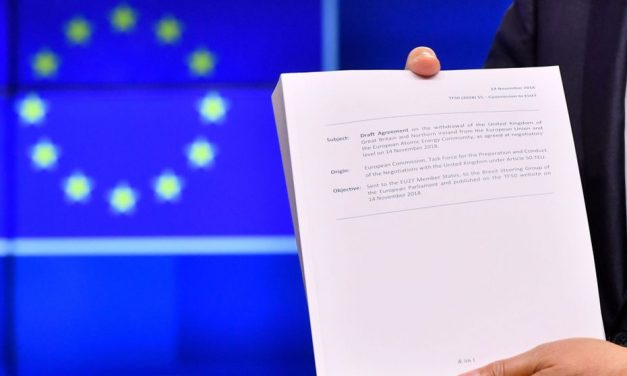 GYORSHÍR: Theresa May a Brexit-tárgyalások újranyitását kéri az EU-tól