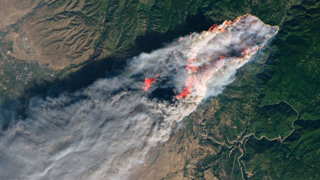 Kaliforniai tűz: 40 halálos áldozat, több mint 230-an eltűntek