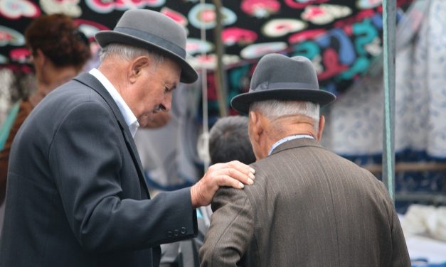 <span class="entry-title-primary">Legalább 34 000 nyugdíjas továbbra is dolgozik</span> <span class="entry-subtitle">Biztonsági őrként és napszámosként keresik meg a szükséges pluszt</span>