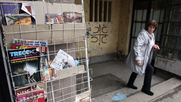 Négy nap után: Gyógyszerek és napilapok érkeztek Koszovóba Szerbiából