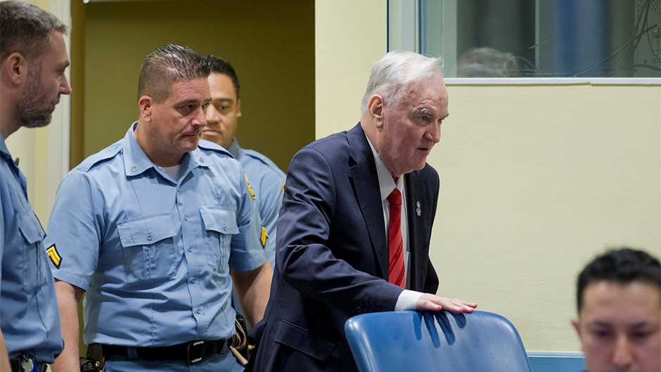 Megvizsgálják Ratko Mladić egészségi állapotát