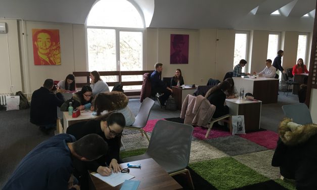 <span class="entry-title-primary">Biológia- és kémiaverseny egykori neves pedagógusok tiszteletére</span> <span class="entry-subtitle">Fábri Gézának és Máriás Vilmosnak állított emléket a Zentai Gimnázium </span>