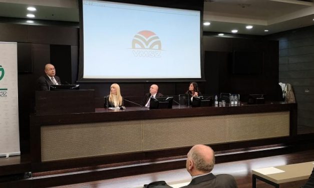 Pásztor István: Belgrádban már 318 tagja van a VMSZ-nek!