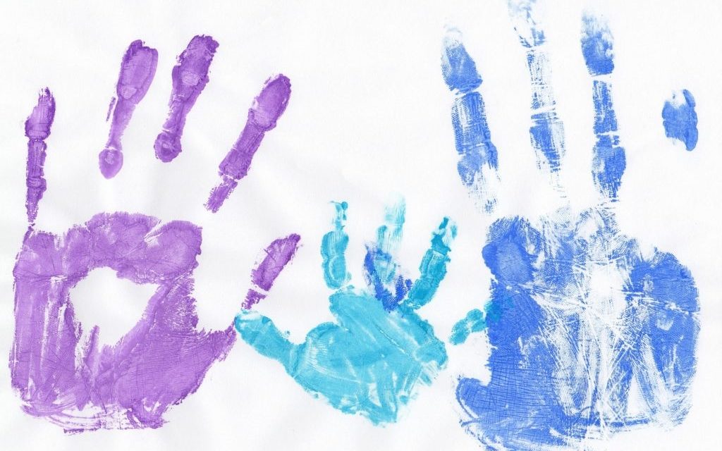 Zenta: Segítsünk a lebénult háromgyermekes anyukának!