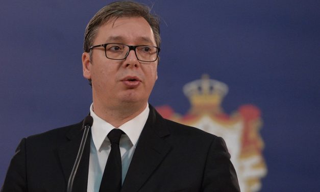 Vučić a rendkívüli parlamenti választások kiírását fontolgatja