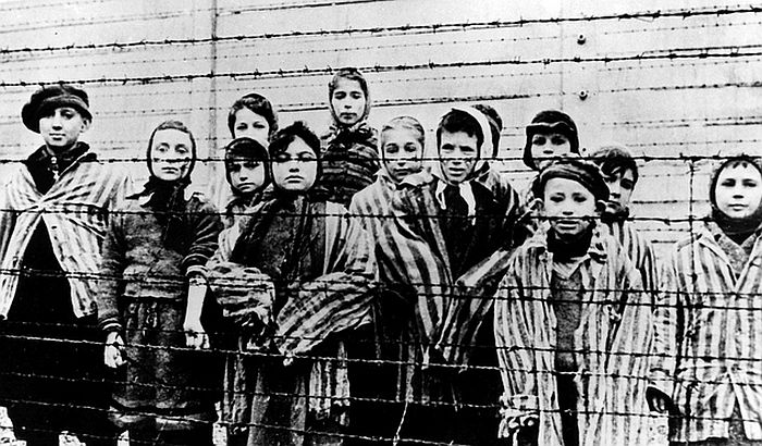 Kétezerötszáz euró minden zsidónak, aki túlélte a Holokausztot