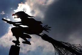 Szektás gyilkossággal vádolnak egy magyar nőt