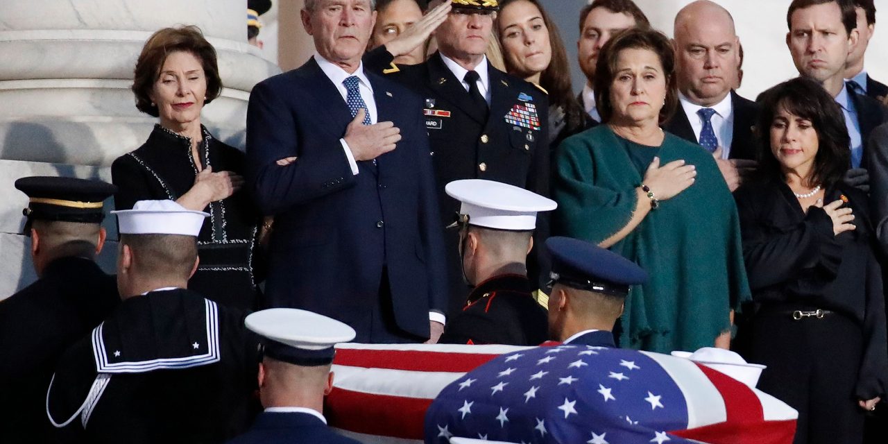 Ma búcsúztatják George H. W. Bush néhai amerikai elnököt